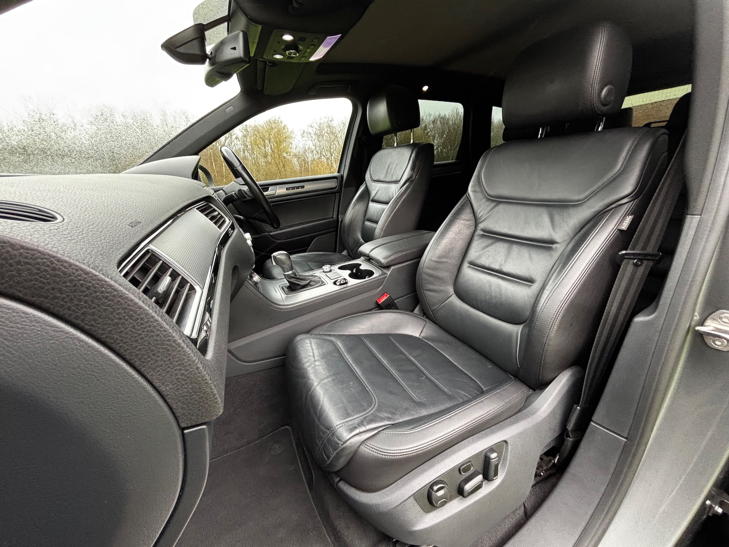 Used Volkswagen Touareg 2016 for sale - 76984267: Photo 55