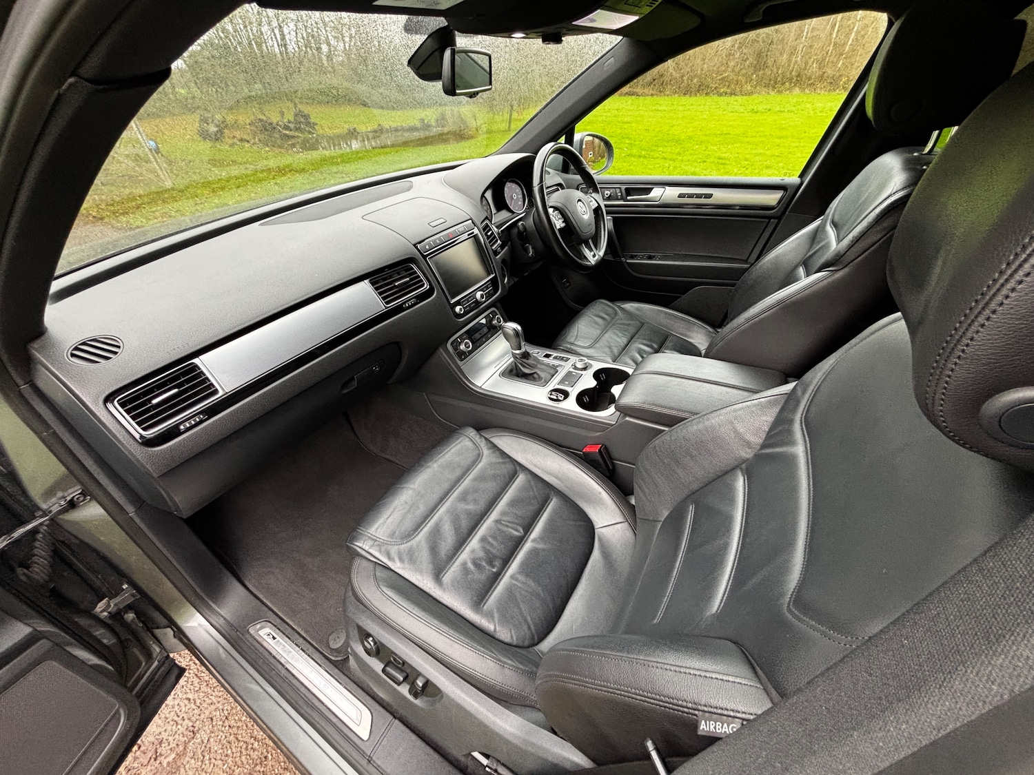 Used Volkswagen Touareg 2016 for sale - 76984267: Photo 56