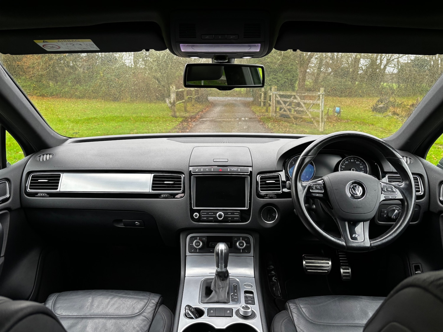 Used Volkswagen Touareg 2016 for sale - 76984267: Photo 59