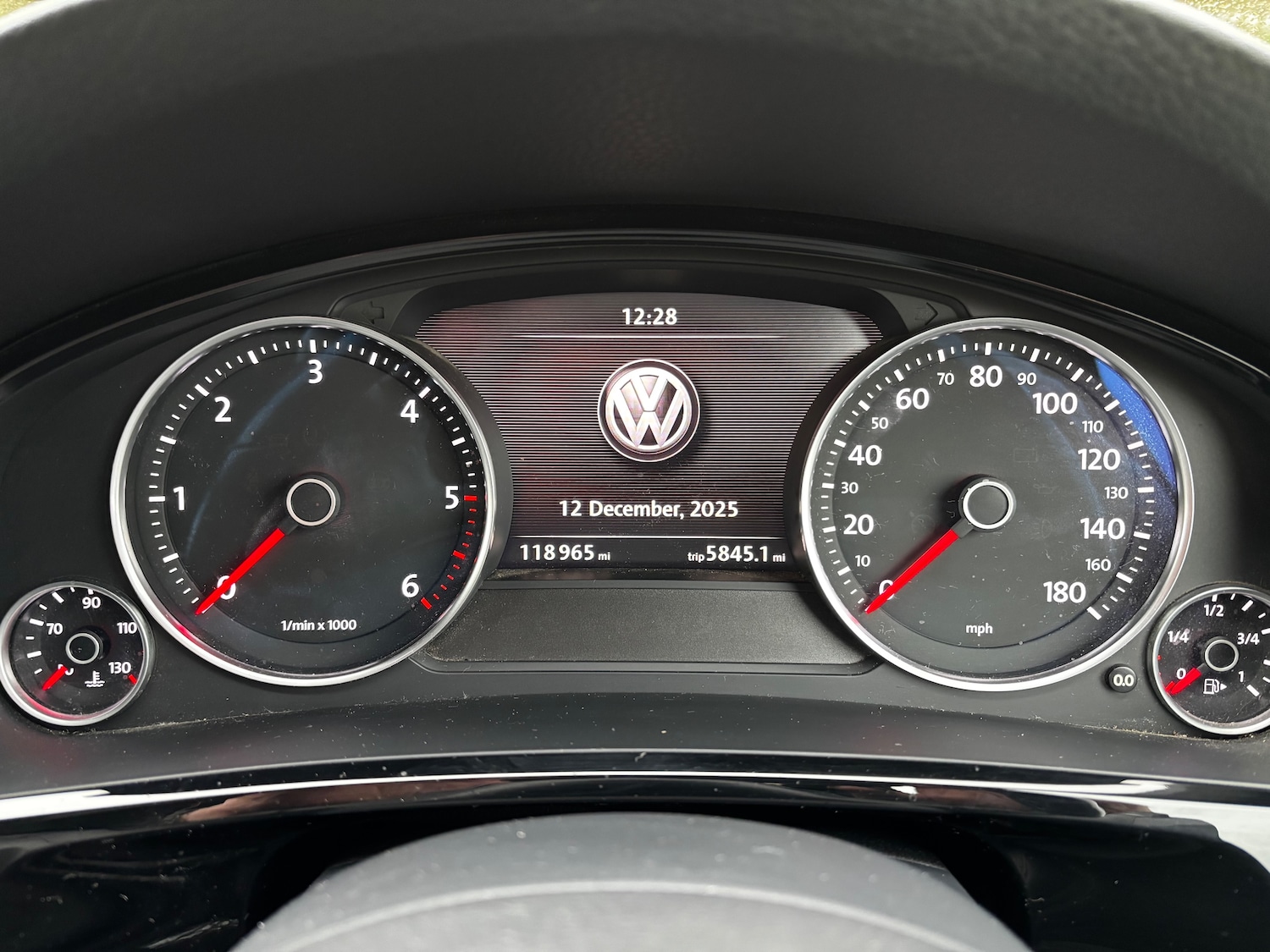 Used Volkswagen Touareg 2016 for sale - 76984267: Photo 62