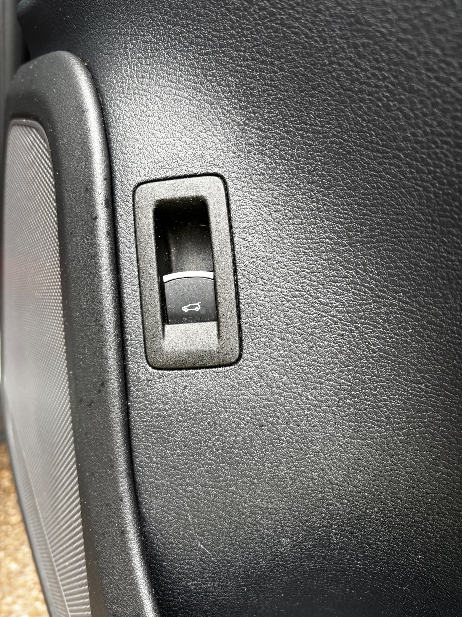 Used Volkswagen Touareg 2016 for sale - 76984267: Photo 82