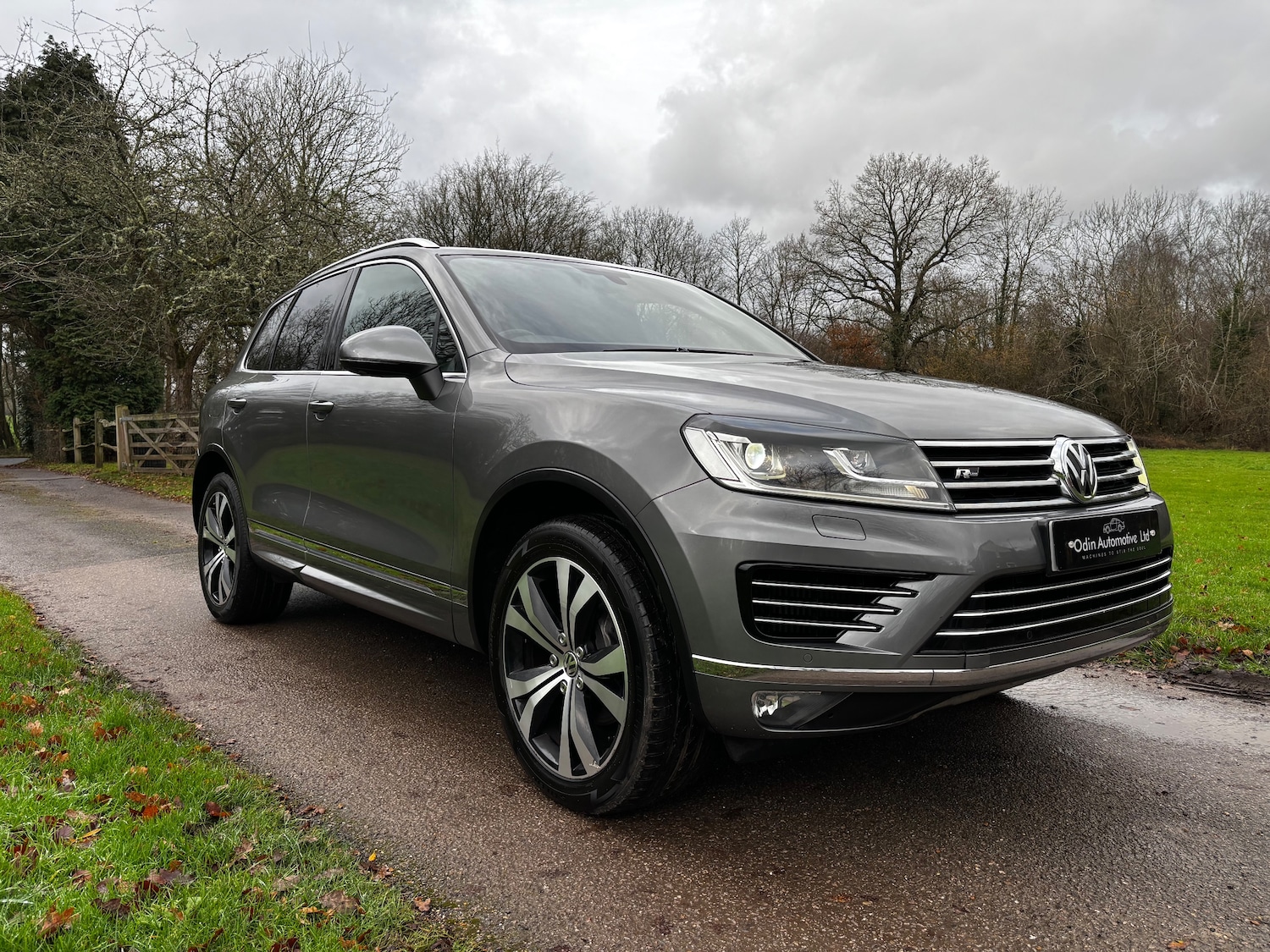 Used Volkswagen Touareg 2016 for sale - 76984267: Photo 9