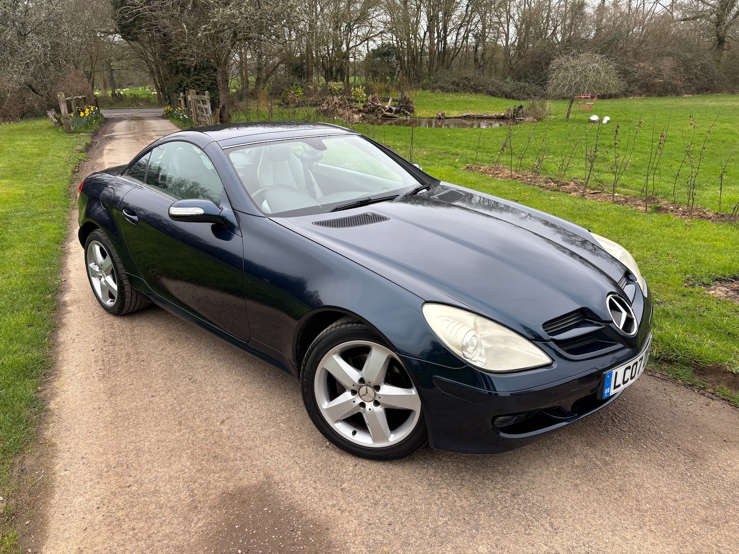 Used Mercedes-Benz SLK 2007 for sale - 77849168: Photo 2