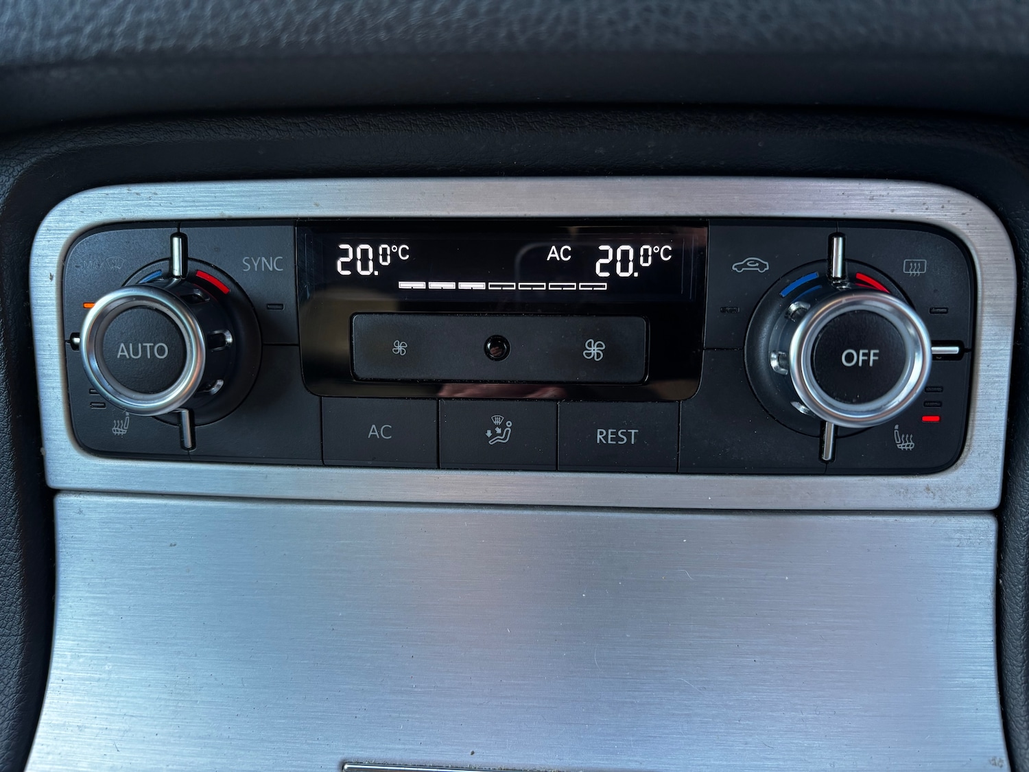 Used Volkswagen Touareg 2013 for sale - 76984262: Photo 70