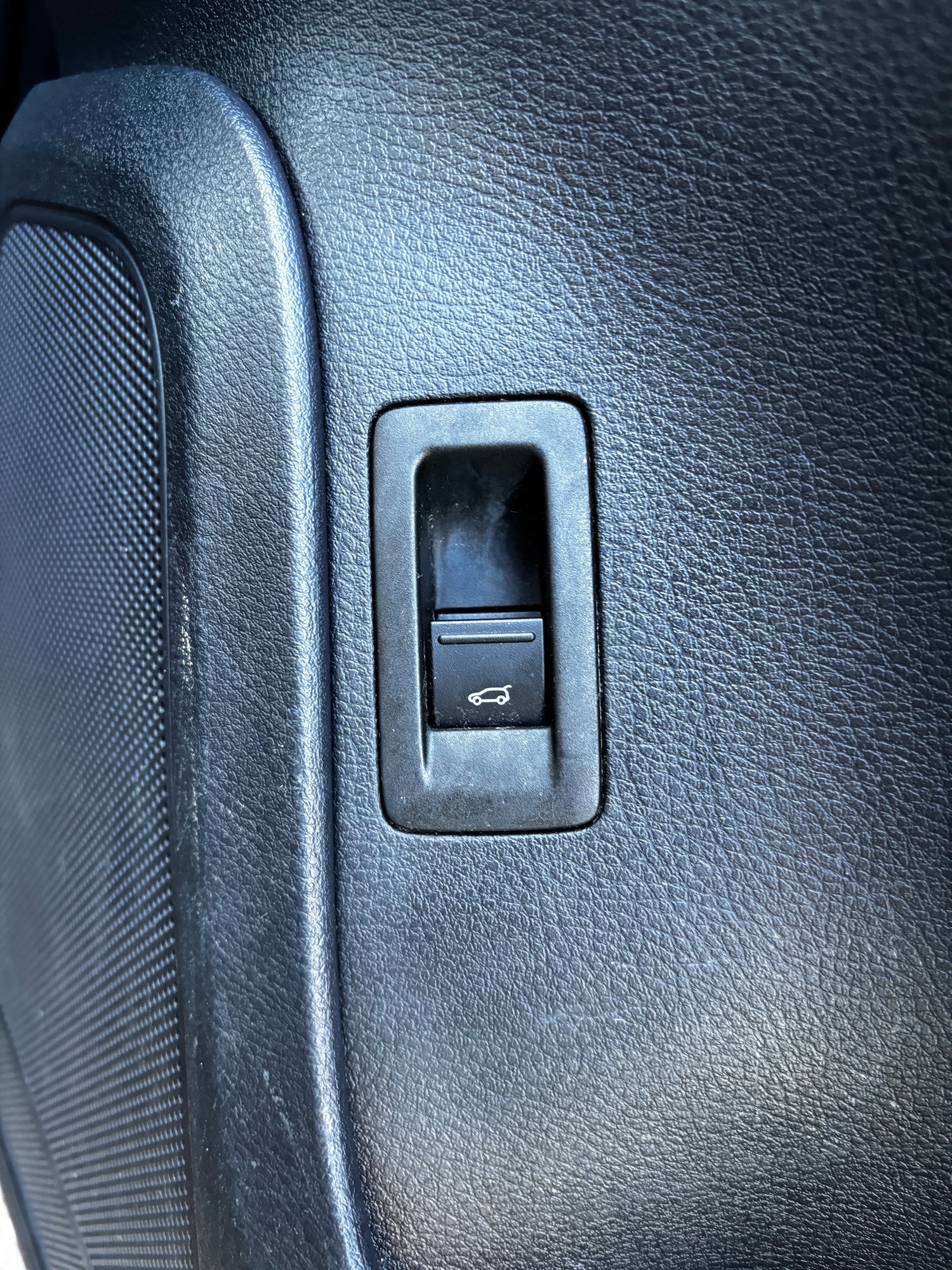 Used Volkswagen Touareg 2013 for sale - 76984262: Photo 77