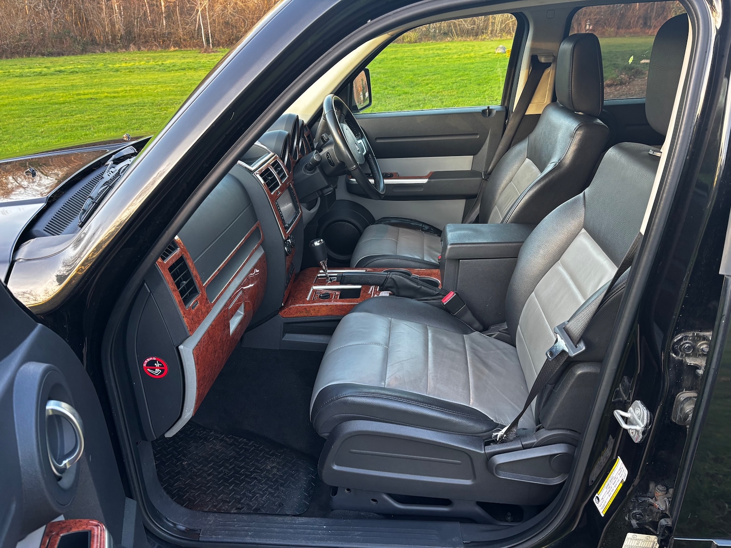 Used Dodge Nitro 2009 for sale - 77281176: Photo 17