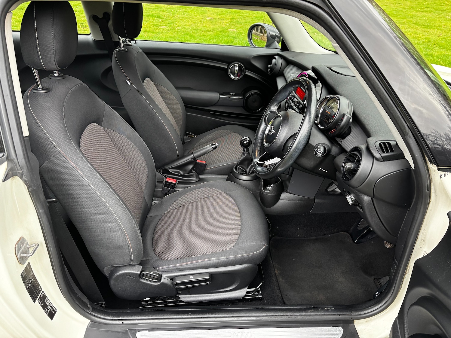 Used MINI Hatch 2015 for sale - 77567850: Photo 36