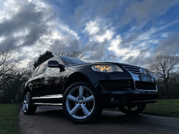 Used Volkswagen Touareg 2007 for sale - 77118150: Photo