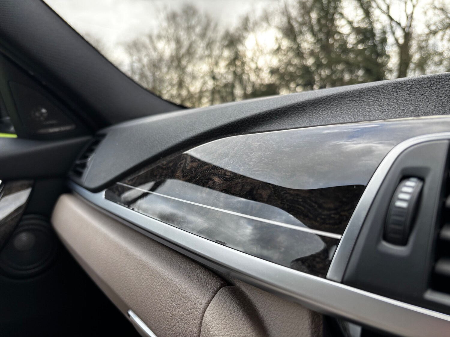 Used BMW 3 Series 2017 for sale - 77195788: Photo 77