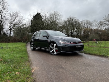 Used Volkswagen Golf 2015 for sale - 77364115: Photo