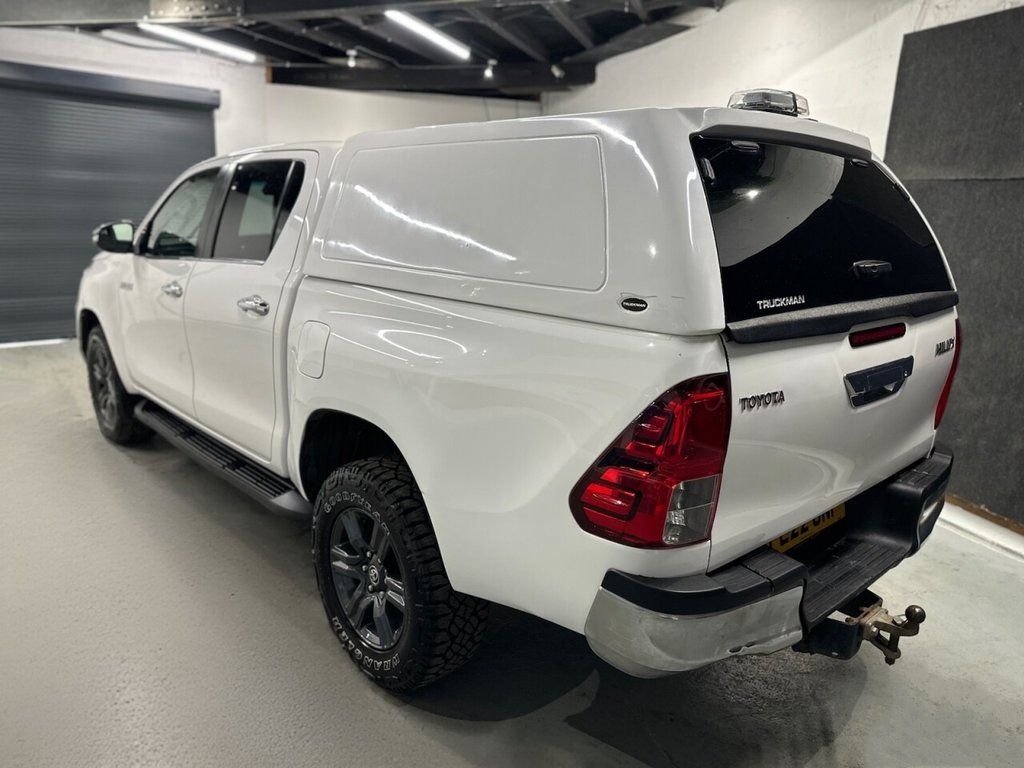 Used Toyota Hilux 2022 for sale - 77879381: Photo 12