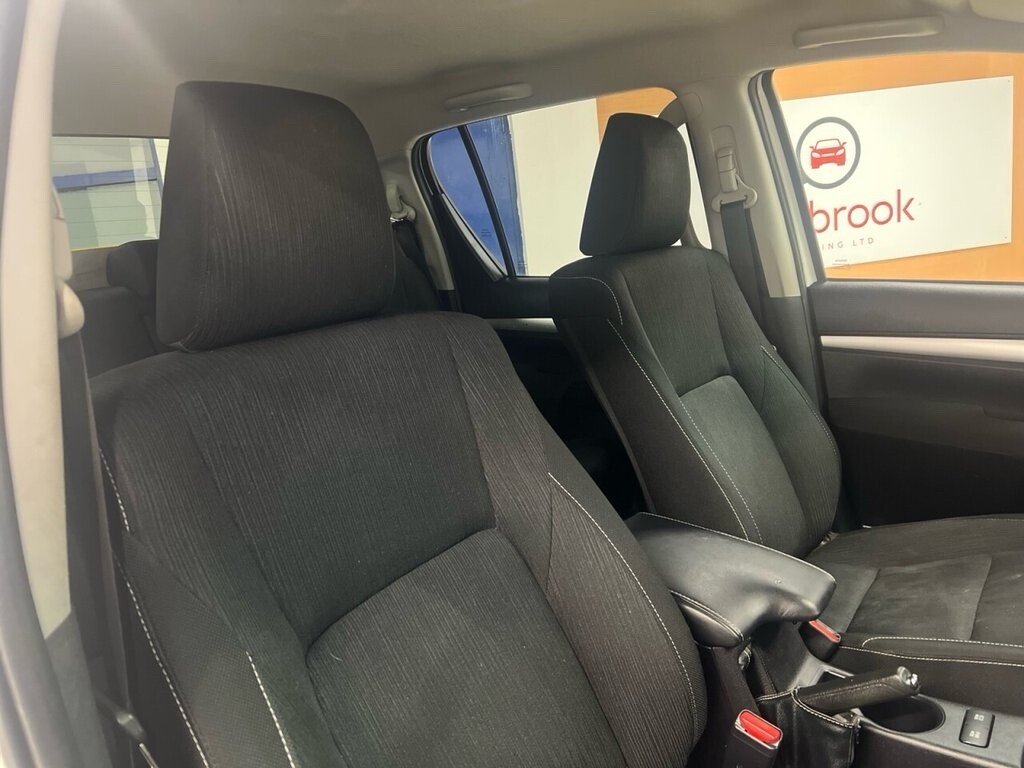 Used Toyota Hilux 2022 for sale - 77879381: Photo 20