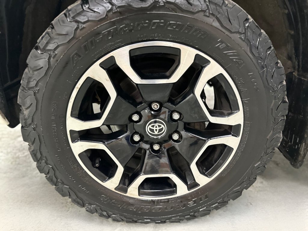 Used Toyota Hilux 2021 for sale - 76840858: Photo 13