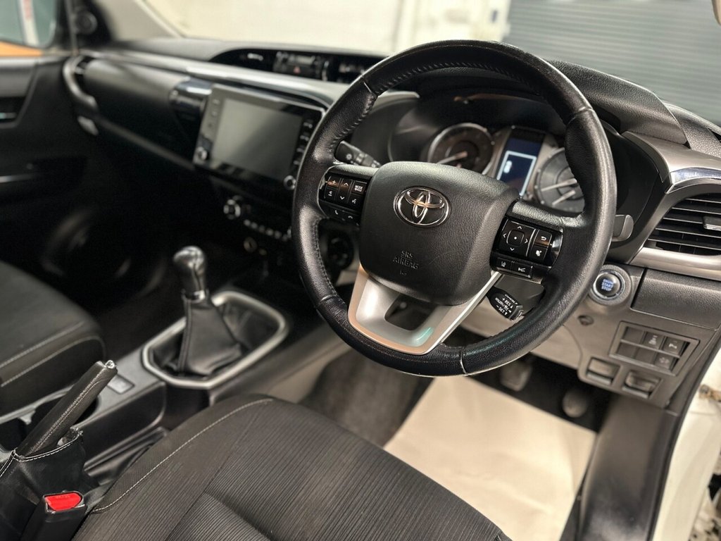 Used Toyota Hilux 2021 for sale - 76840858: Photo 17