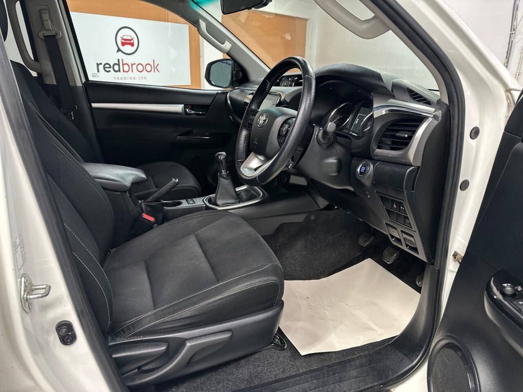 Used Toyota Hilux 2021 for sale - 76840858: Photo 23