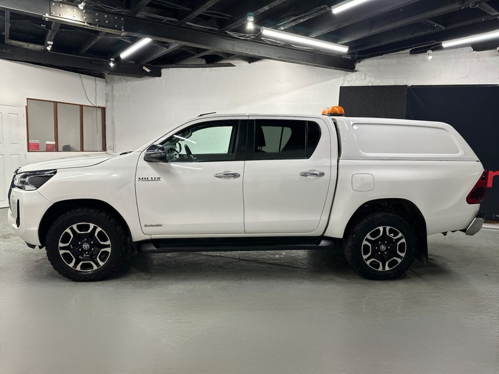 Used Toyota Hilux 2021 for sale - 76840858: Photo 6