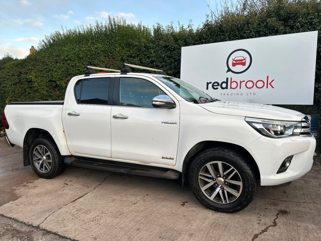 Used Toyota Hilux 2018 for sale - 76711588: Photo 1