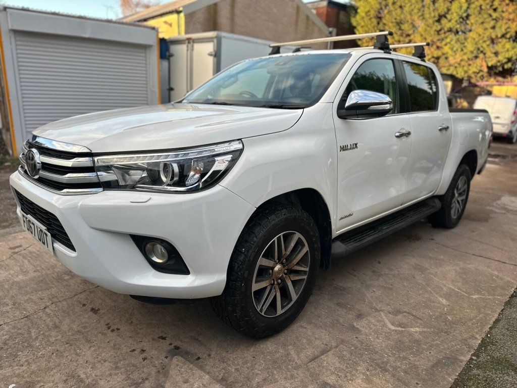 Used Toyota Hilux 2018 for sale - 76711588: Photo 2