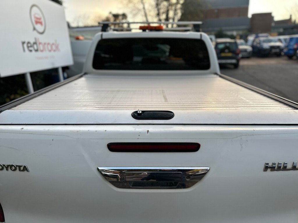 Used Toyota Hilux 2018 for sale - 76711588: Photo 5