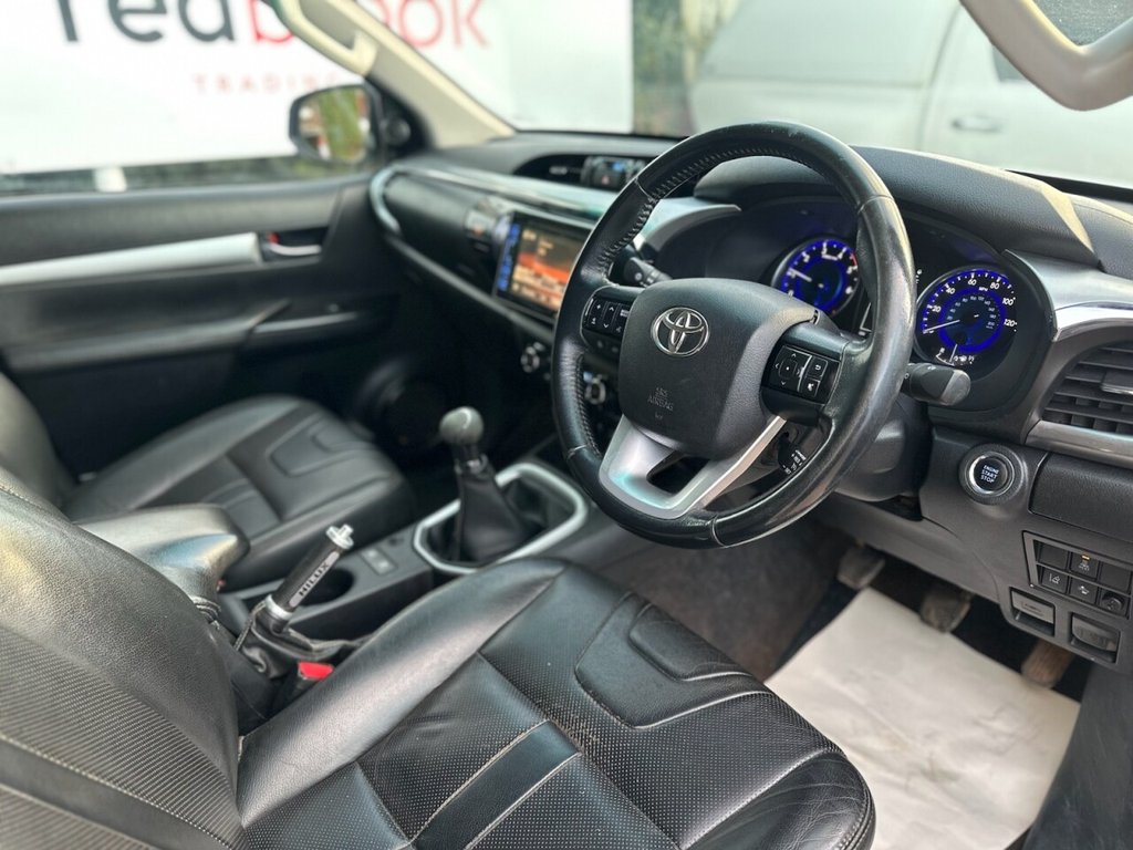 Used Toyota Hilux 2018 for sale - 76711588: Photo 9