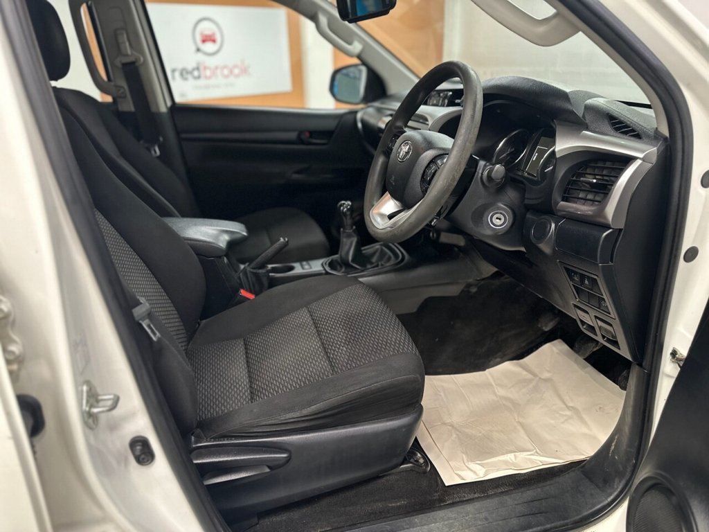 Used Toyota Hilux 2021 for sale - 76482183: Photo 16