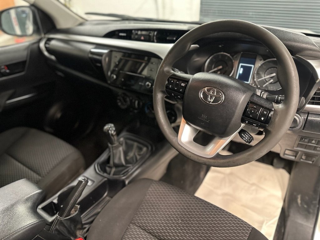 Used Toyota Hilux 2021 for sale - 76482183: Photo 17