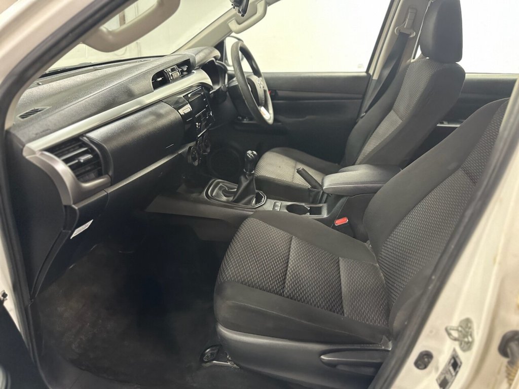 Used Toyota Hilux 2021 for sale - 76482183: Photo 19