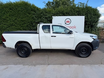 Used Toyota Hilux 2020 for sale - 78892422: Photo
