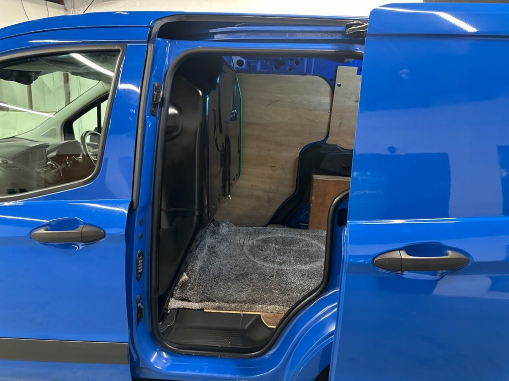 Used Ford Transit Courier 2019 for sale - 76372502: Photo 16