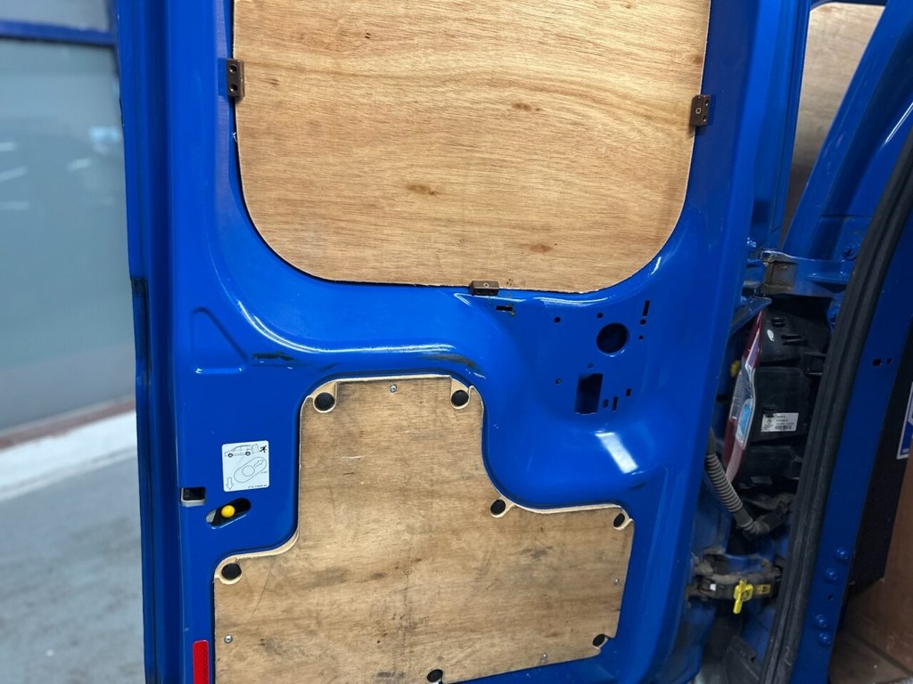 Used Ford Transit Courier 2019 for sale - 76372502: Photo 22