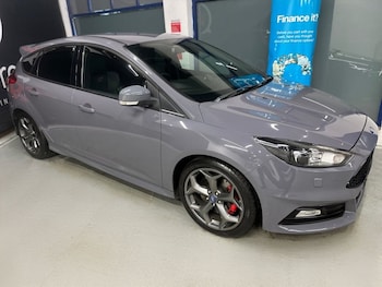Used Ford Focus 2015 for sale - 75842970: Photo