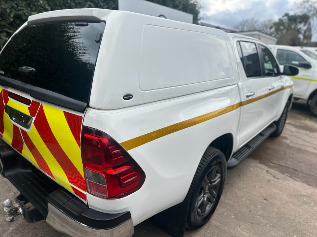 Used Toyota Hilux 2022 for sale - 77841306: Photo 16