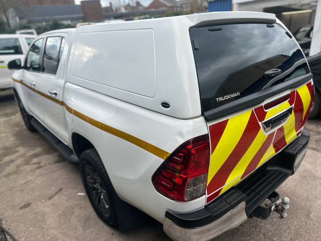 Used Toyota Hilux 2022 for sale - 77841306: Photo 17