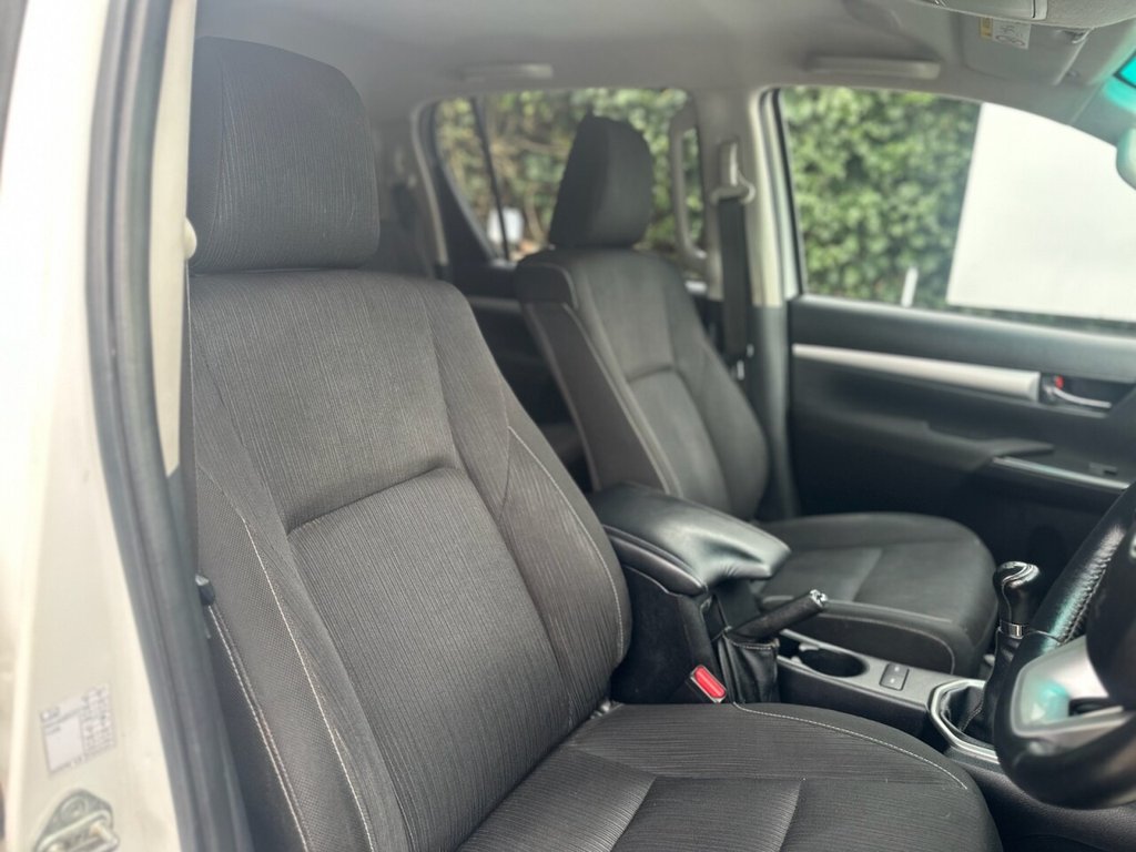 Used Toyota Hilux 2022 for sale - 77841306: Photo 19
