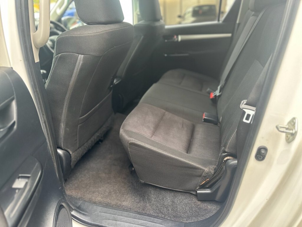 Used Toyota Hilux 2022 for sale - 77841306: Photo 28