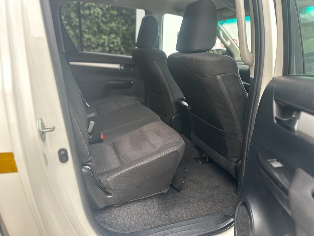 Used Toyota Hilux 2022 for sale - 77841306: Photo 29