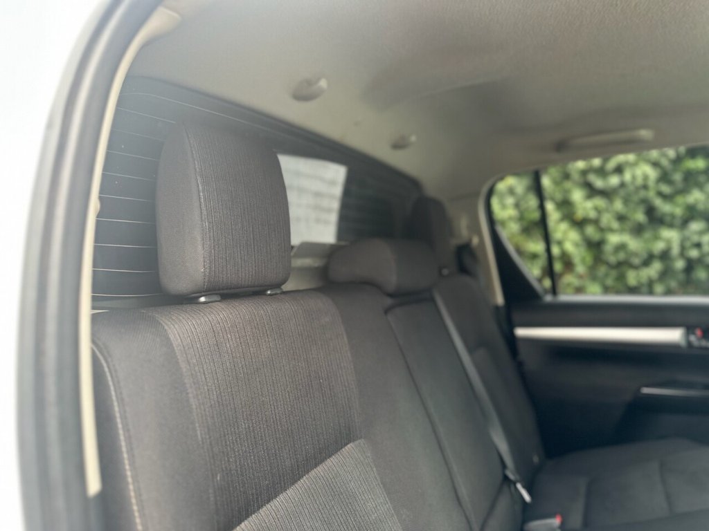 Used Toyota Hilux 2022 for sale - 77841306: Photo 31