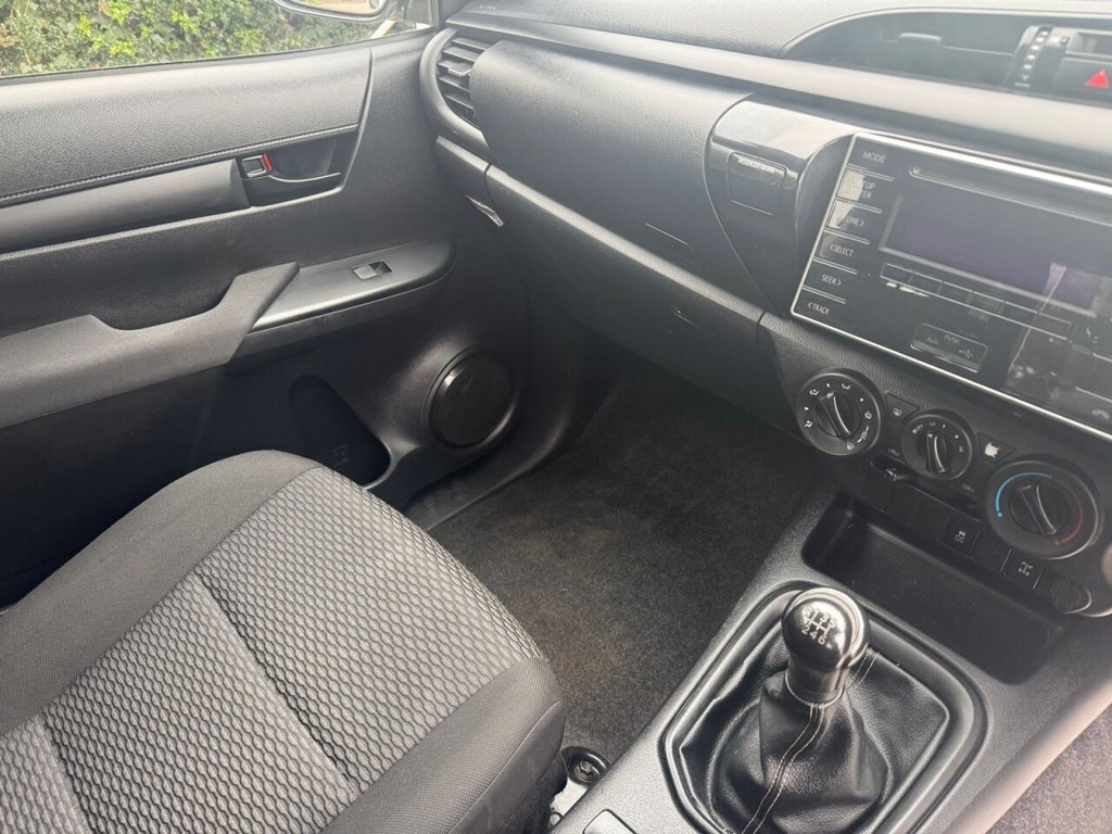 Used Toyota Hilux 2019 for sale - 77594092: Photo 15