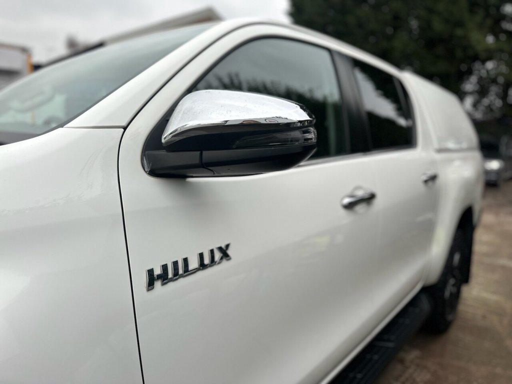 Used Toyota Hilux 2022 for sale - 77557908: Photo 11