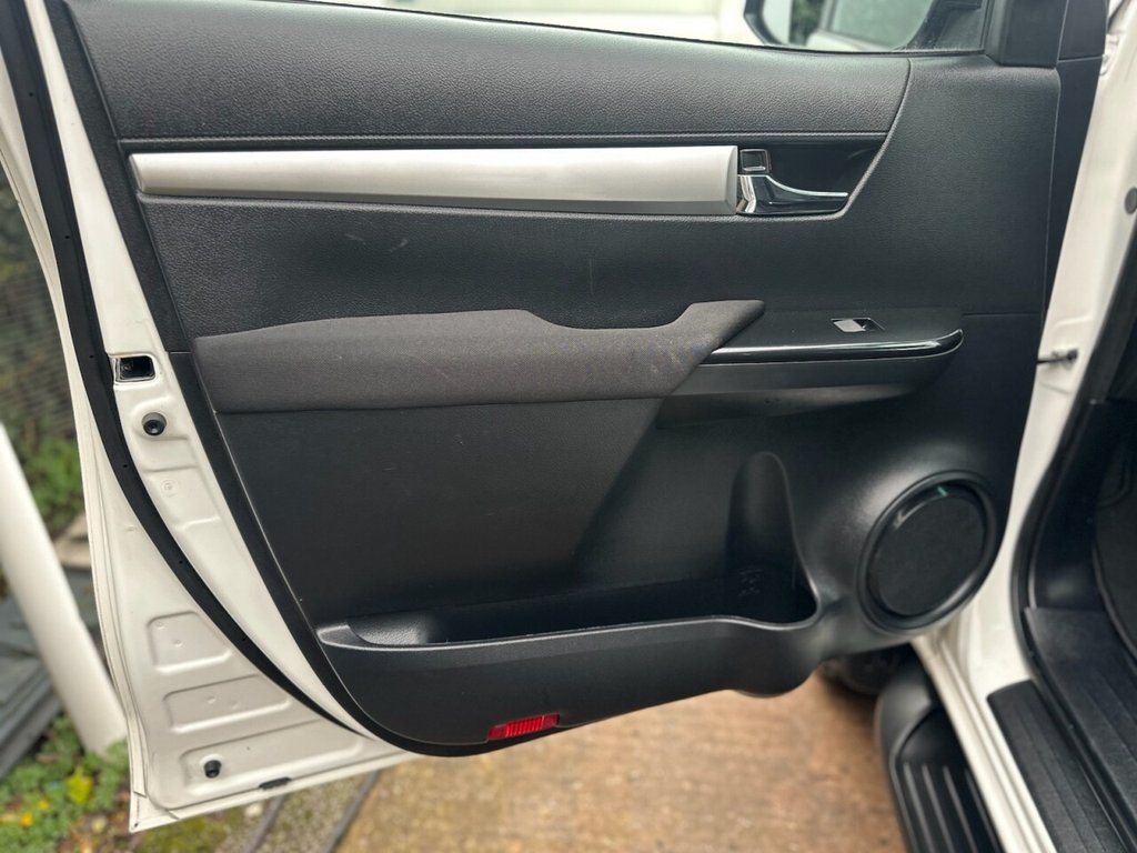 Used Toyota Hilux 2022 for sale - 77557908: Photo 28