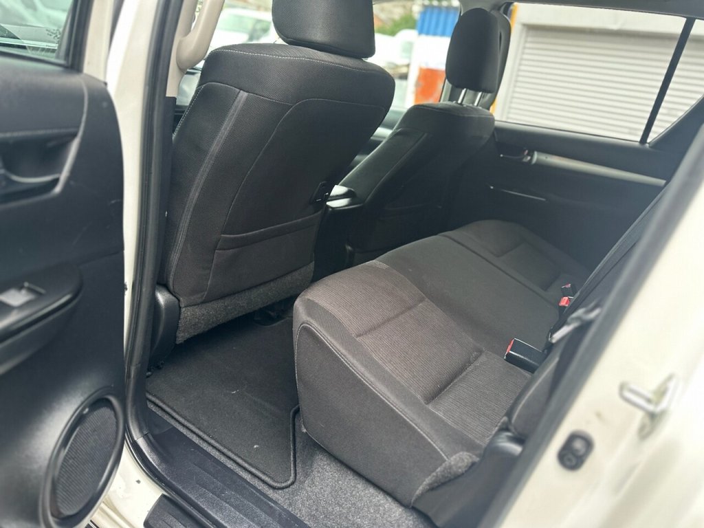 Used Toyota Hilux 2022 for sale - 77557908: Photo 36
