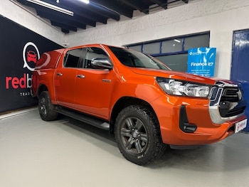 Used Toyota Hilux 2021 for sale - 76372453: Photo