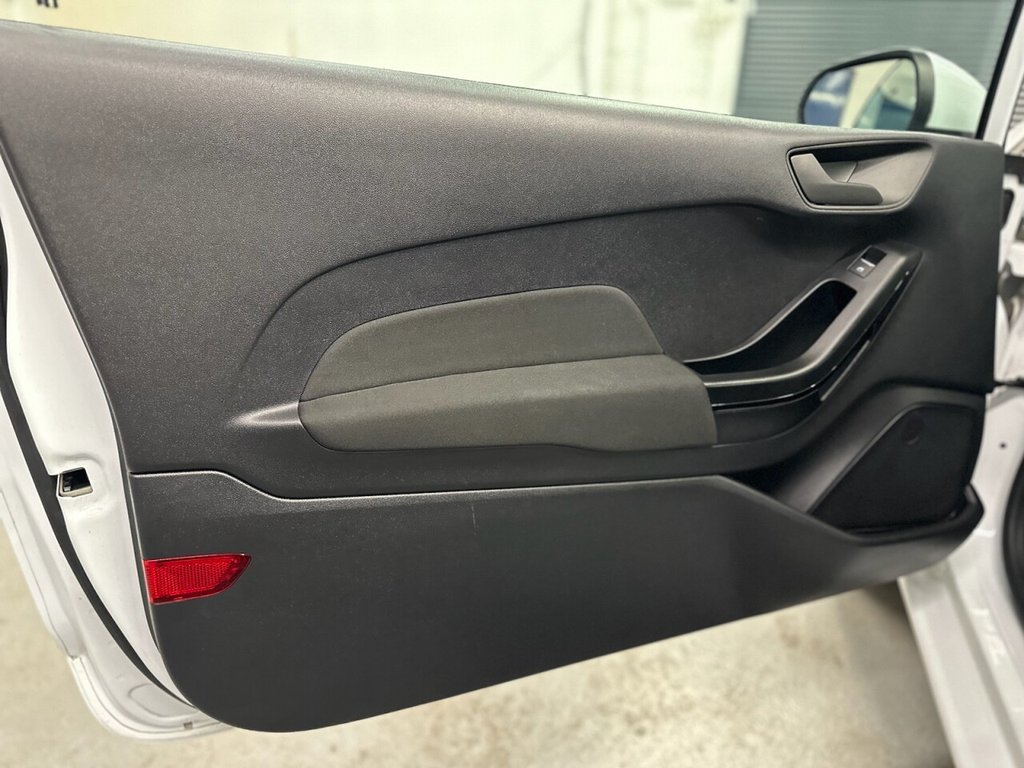 Used Ford Fiesta 2020 for sale - 76685932: Photo 18