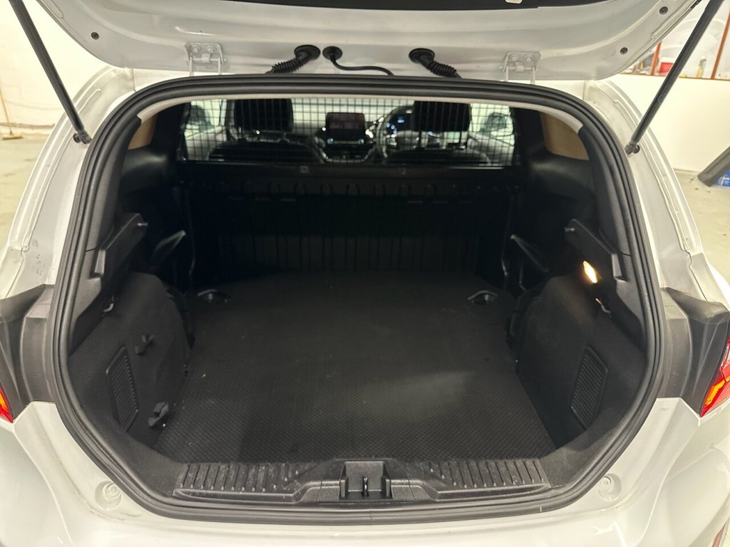 Used Ford Fiesta 2020 for sale - 76685932: Photo 29