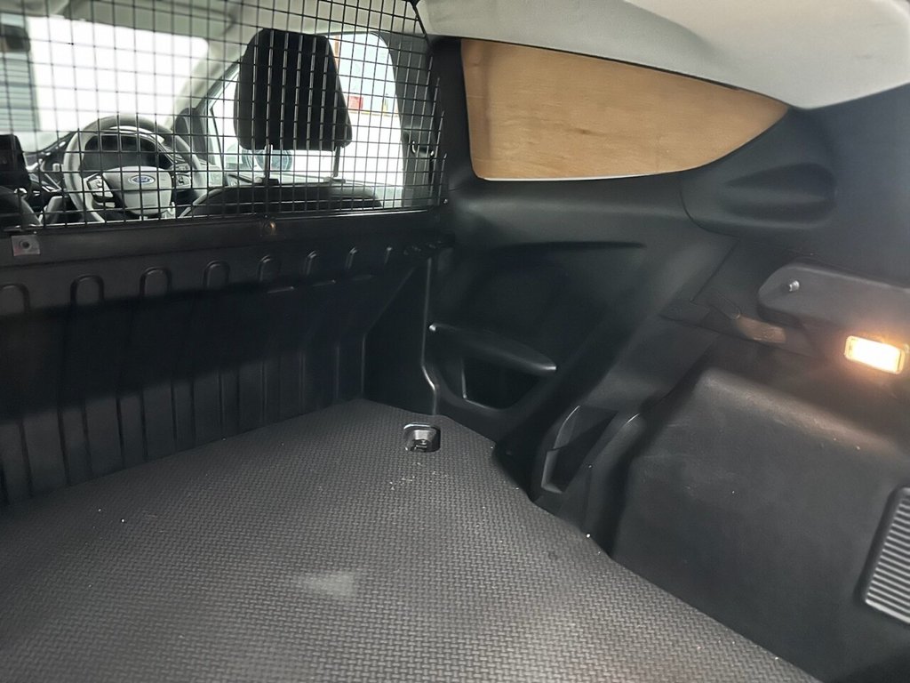 Used Ford Fiesta 2020 for sale - 76685932: Photo 31