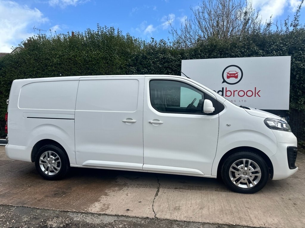 Used Vauxhall Vivaro 2021 for sale - 78017884: Photo 2