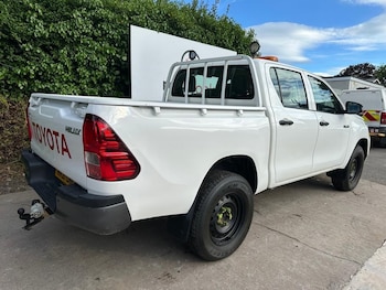 Used Toyota Hilux 2021 for sale - 78663812: Photo