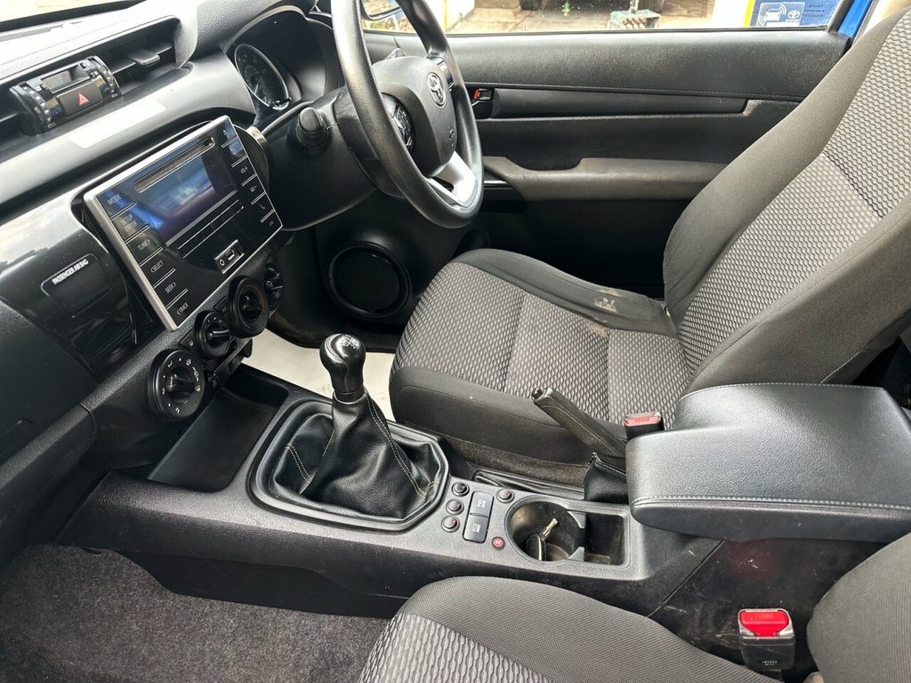 Used Toyota Hilux 2018 for sale - 76910411: Photo 13