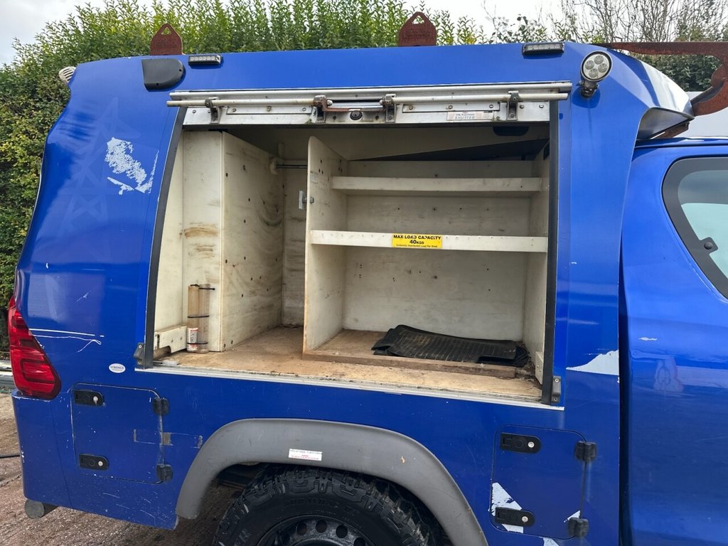 Used Toyota Hilux 2018 for sale - 76910411: Photo 20