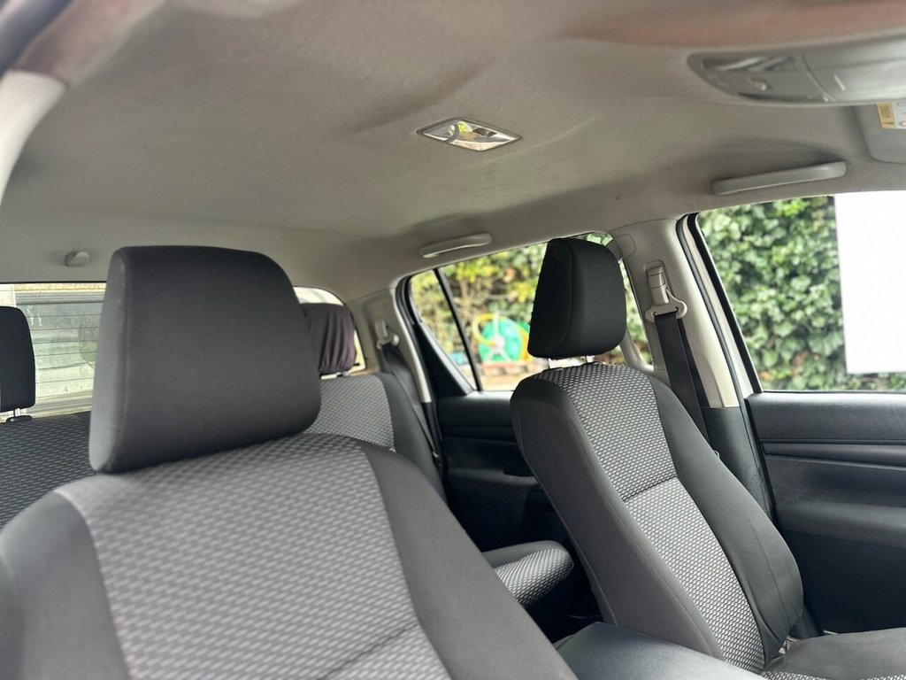 Used Toyota Hilux 2017 for sale - 76973648: Photo 15